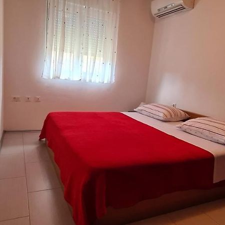 Apartmani Cesar Rtina Kültér fotó
