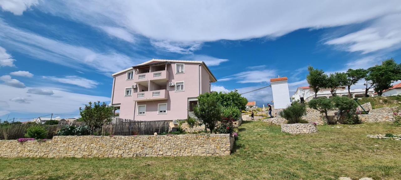 Apartmani Cesar Rtina Kültér fotó