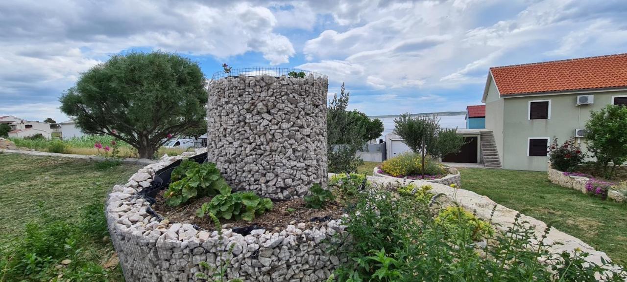 Apartmani Cesar Rtina Kültér fotó