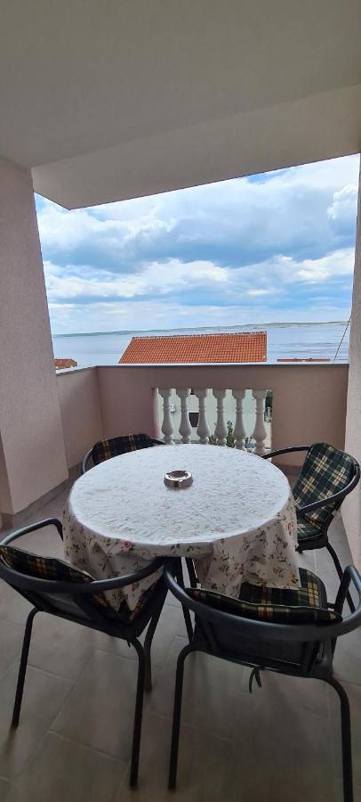 Apartmani Cesar Rtina Kültér fotó