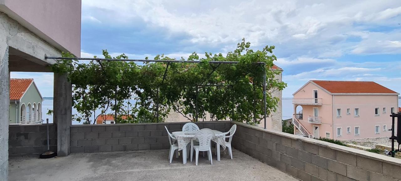Apartmani Cesar Rtina Kültér fotó