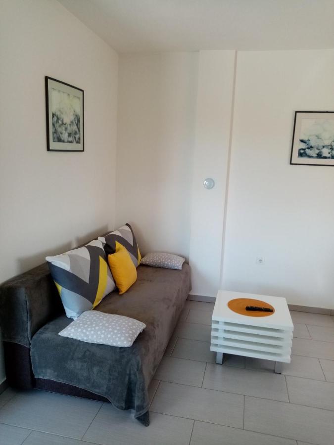 Apartmani Cesar Rtina Kültér fotó