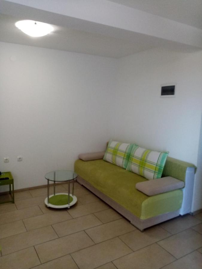 Apartmani Cesar Rtina Kültér fotó