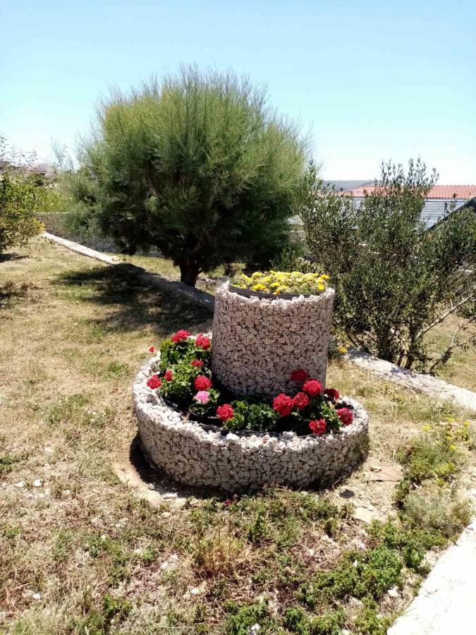 Apartmani Cesar Rtina Kültér fotó