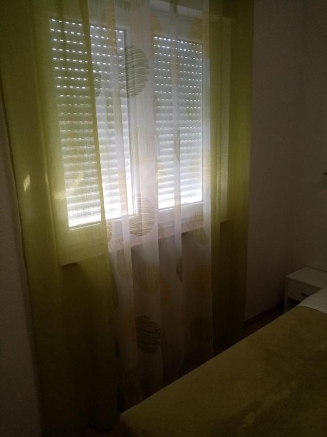 Apartmani Cesar Rtina Kültér fotó
